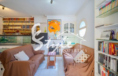 Resale - Apartamento - Punta Prima