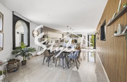 Вторичное жилье - Вилла - Torrevieja - San Luis