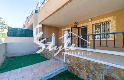 Resale - Apartamento - Orihuela-Costa - Villamartin