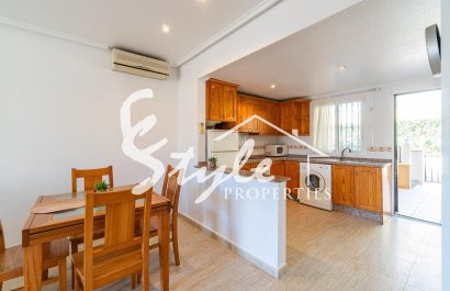 Resale - Apartamento - Orihuela-Costa - Villamartin