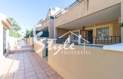 Resale - Apartamento - Orihuela-Costa - Villamartin