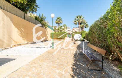 Resale - Apartamento - Orihuela-Costa - Villamartin