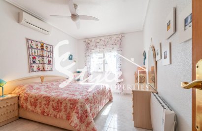 Resale - Villa - Orihuela-Costa - La Zenia