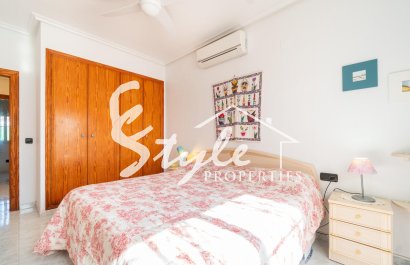 Resale - Villa - Orihuela-Costa - La Zenia