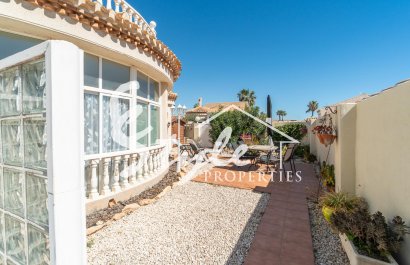 Resale - Villa - Orihuela-Costa - La Zenia