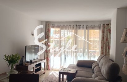 Resale - Apartamento - Punta Prima