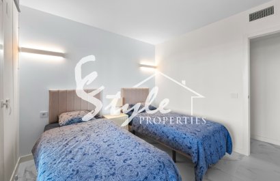Resale - Apartamento - Punta Prima