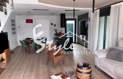 Resale - Semi - Detached Villa - LOS MONTESINOS - La Herada