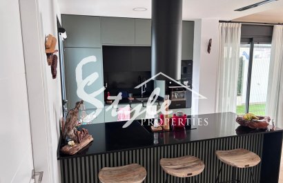 Resale - Semi - Detached Villa - LOS MONTESINOS - La Herada