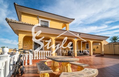 Resale - Villa - Torrevieja - Los Balcones