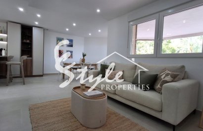 Resale - Apartamento - Torrevieja - Playa Acequion