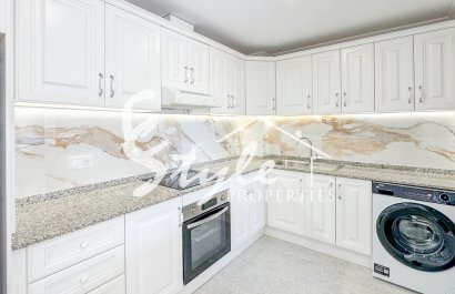 Resale - Apartamento - Orihuela-Costa - Lomas de Campoamor