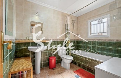 Resale - Villa - Villamartin, Orihuela Costa - Las Filipinas