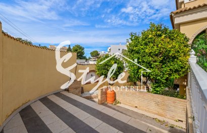 Resale - Villa - Villamartin, Orihuela Costa - Las Filipinas