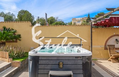 Resale - Villa - Villamartin, Orihuela Costa - Las Filipinas