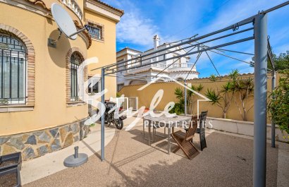 Resale - Villa - Villamartin, Orihuela Costa - Las Filipinas