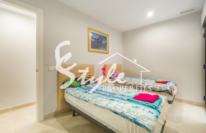 Resale - Apartamento - Torrevieja - Estacion de autobuses