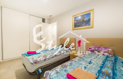 Resale - Apartamento - Torrevieja - Estacion de autobuses