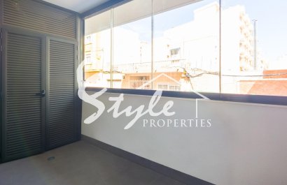 Resale - Apartamento - Torrevieja - Estacion de autobuses