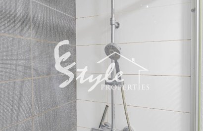 Resale - Apartamento - Torrevieja