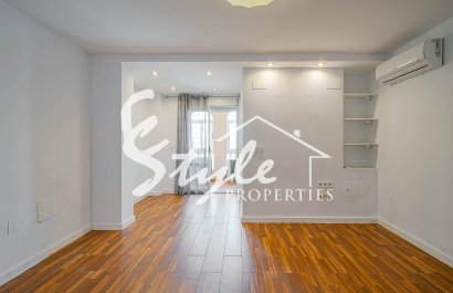 Resale - Apartamento - Torrevieja