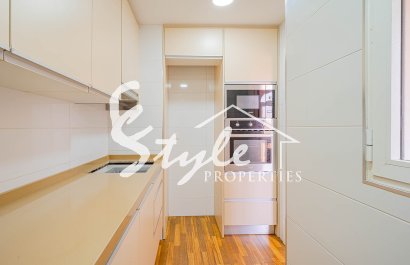 Resale - Apartamento - Torrevieja