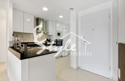 Resale - Apartamento - Punta Prima