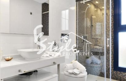 Resale - Apartamento - Punta Prima