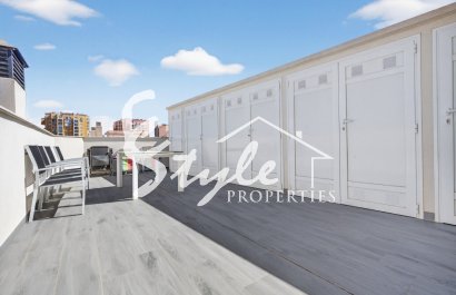 Resale - Apartamento - Torrevieja - Playa de los Locos