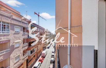 Resale - Apartamento - Torrevieja - Playa de los Locos