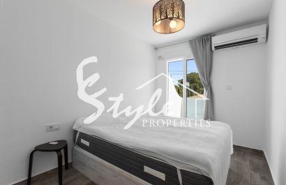 Resale - Apartamento - Torrevieja - Lago Jardin