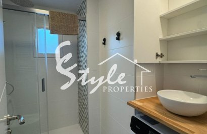 For sale cozy renovated apartment in Torevieja, Costa Blanca, Spain. ID2356