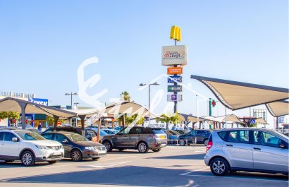 Resale - Apartamento - Torrevieja - Punta Prima