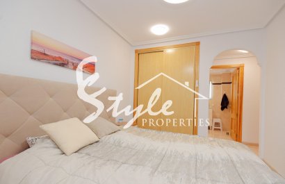 Resale - Apartamento - Orihuela-Costa - Playa Flamenca