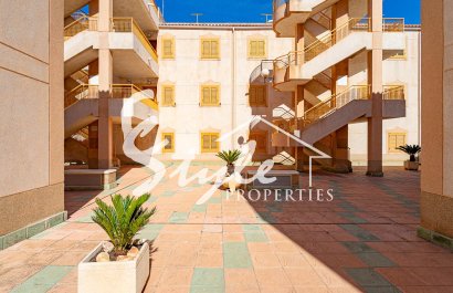 Resale - Apartamento - Torrevieja