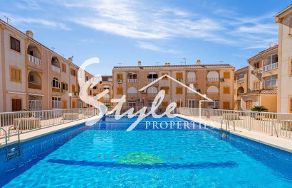 For sale 2 bedrooms apartment 200 mts from the sea in Torrevieja, Costa Blanca, Spain. ID2939