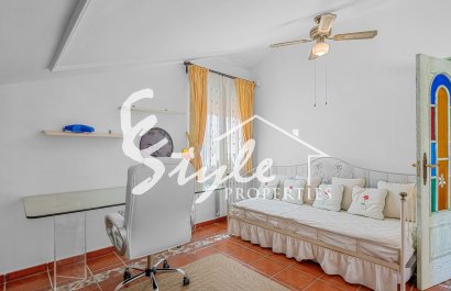 Reventa - Villa - Torrevieja - La Mata