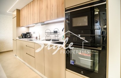 Resale - Apartamento - Torrevieja - Acequion