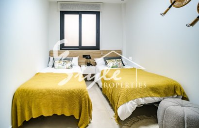 Resale - Apartamento - Torrevieja - Acequion