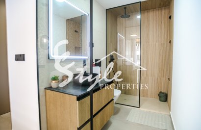 Resale - Apartamento - Torrevieja - Acequion