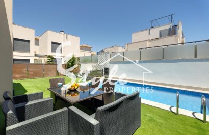 Вторичное жилье - Вилла - Torrevieja - Торревьеха