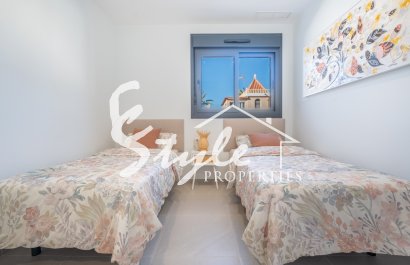 Resale - Apartamento - Orihuela-Costa - Playa Flamenca