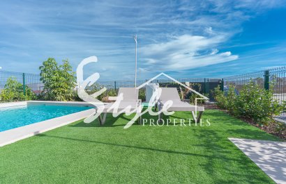 Reventa - Villa - Algorfa - La Finca
