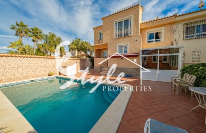 Resale - Semi-Detached Villa - Torrevieja - El Chaparral