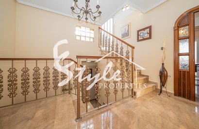 Resale - Semi-Detached Villa - Torrevieja - El Chaparral