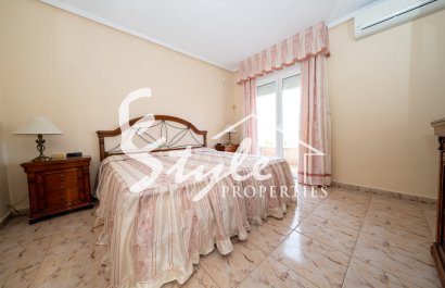 Resale - Semi-Detached Villa - Torrevieja - El Chaparral