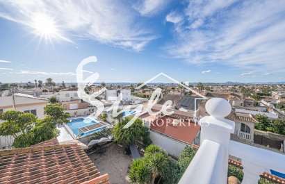 Resale - Semi-Detached Villa - Torrevieja - El Chaparral
