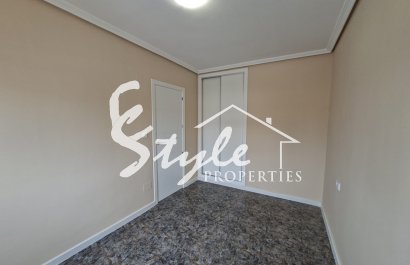 Resale - Apartamento - Playa Flamenca - Res. San Antonio