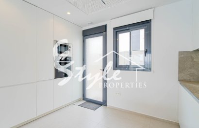 Resale - Villa - Punta Prima