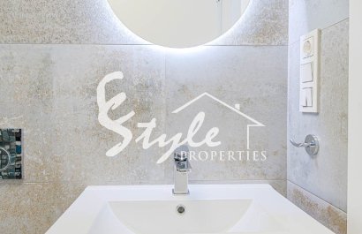 Resale - Villa - Punta Prima